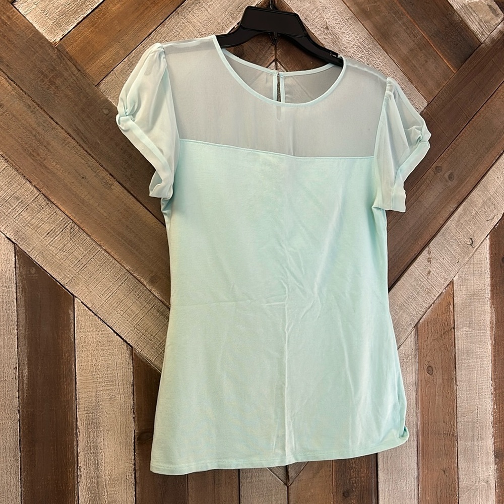 Women’s Express shirt, Size M - Picture 1 of 2